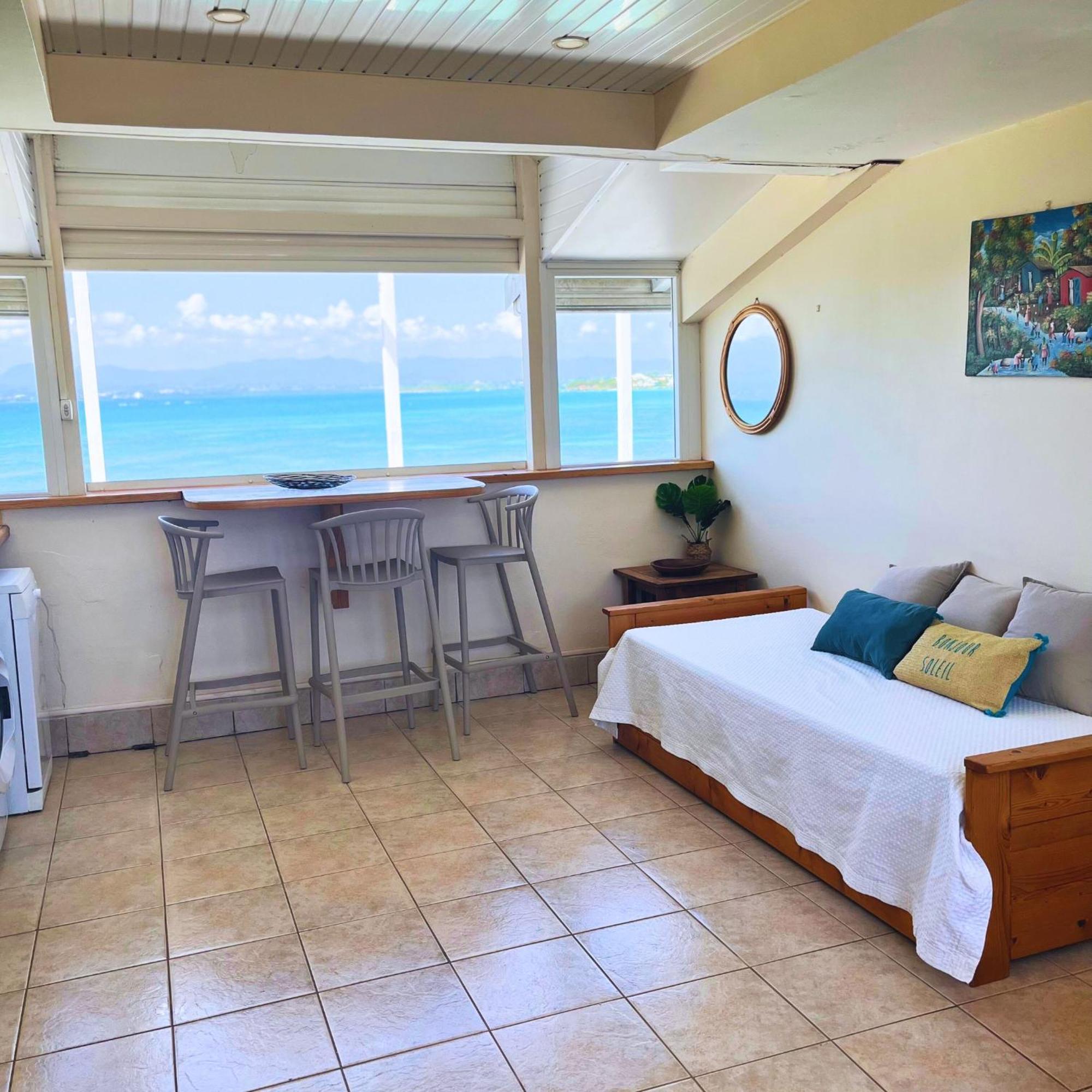 Appartement Les Yuccas, Vue Sur La Mer Et Les Montagnes Le Gosier  Exteriör bild