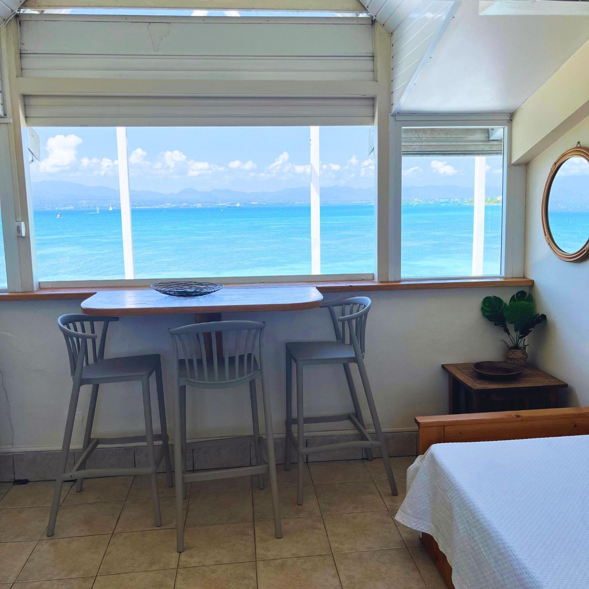 Appartement Les Yuccas, Vue Sur La Mer Et Les Montagnes Le Gosier  Exteriör bild